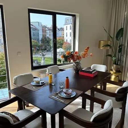 Luxury 2-bedroom Apart Appartamento Anversa