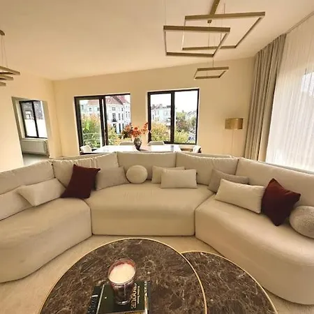 Appartamento Luxury 2-bedroom Apart *